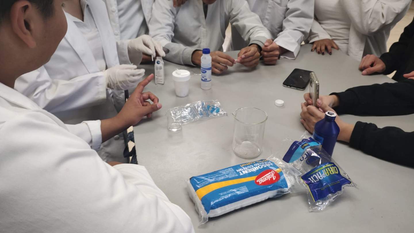 Estimula Cobach Sonora interés de su alumnado por las ciencias a través de prácticas en laboratorio